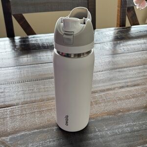 Owala White Stainless Steel Water Bottle